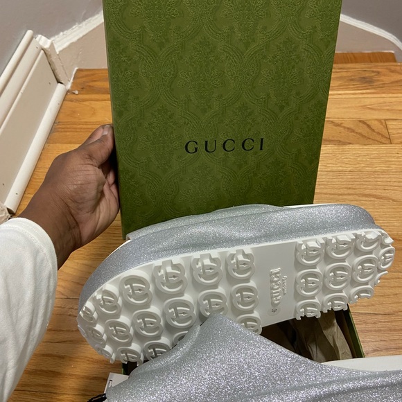 Gucci Silver Sparkly Platform Slides with Interlocking G - Picture 5 of 6